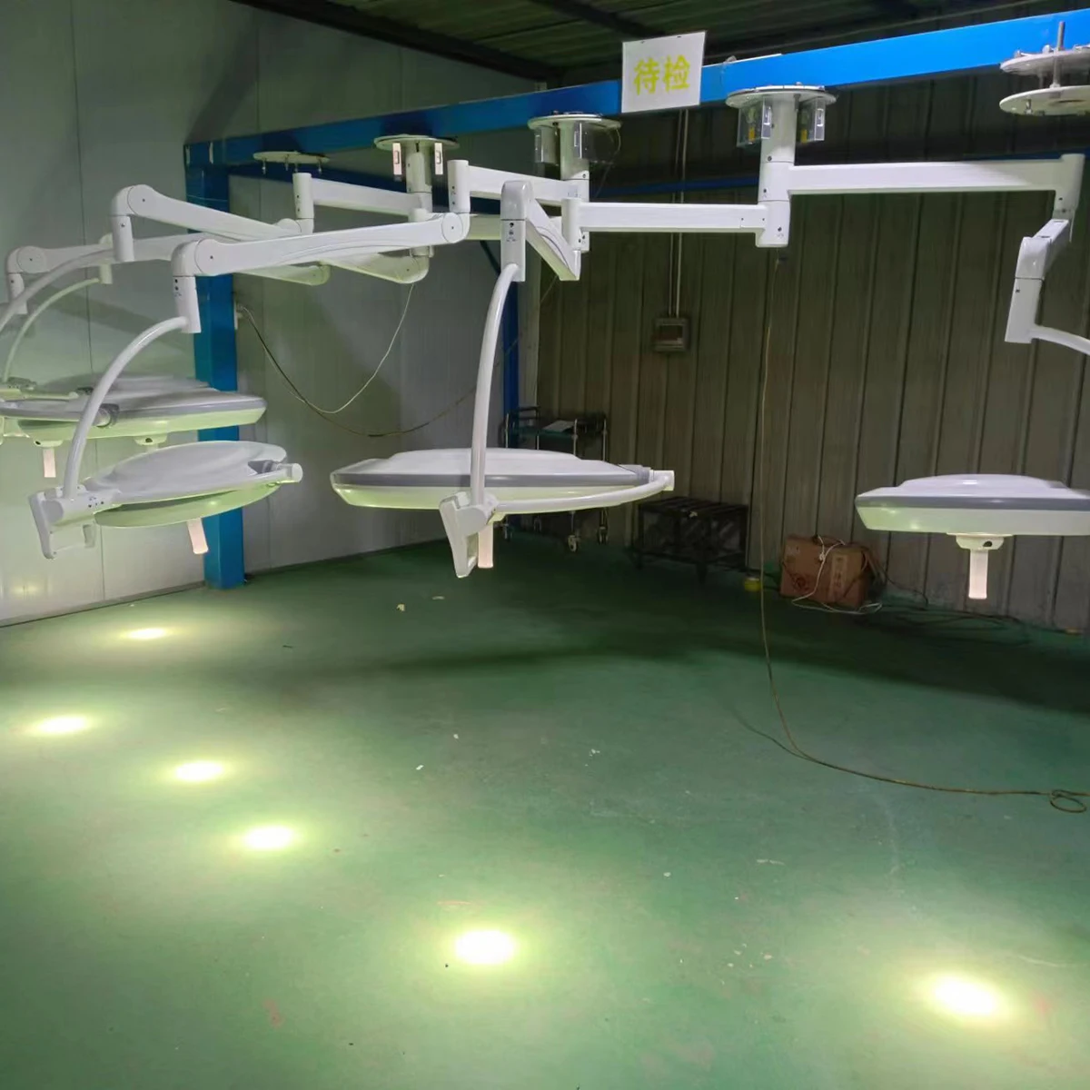 LED Shadowless Cold Light Operating Lamp for Hospital Surgical Equipment